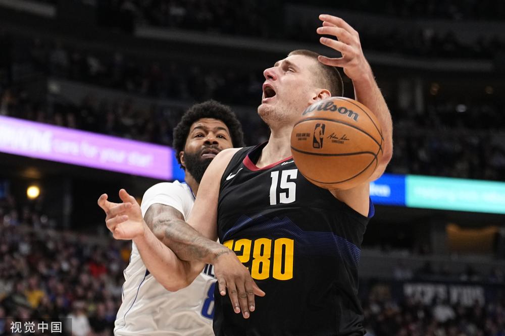 阿尔瓦雷斯 阿尔瓦雷斯