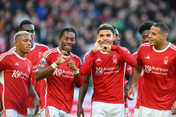 納的賽場上 納的賽場上